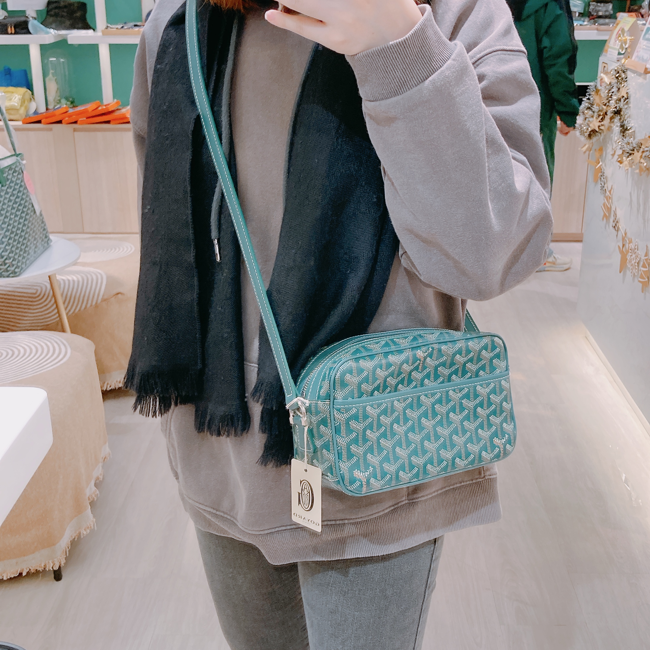 Goyard cap 2024 vert crossbody price