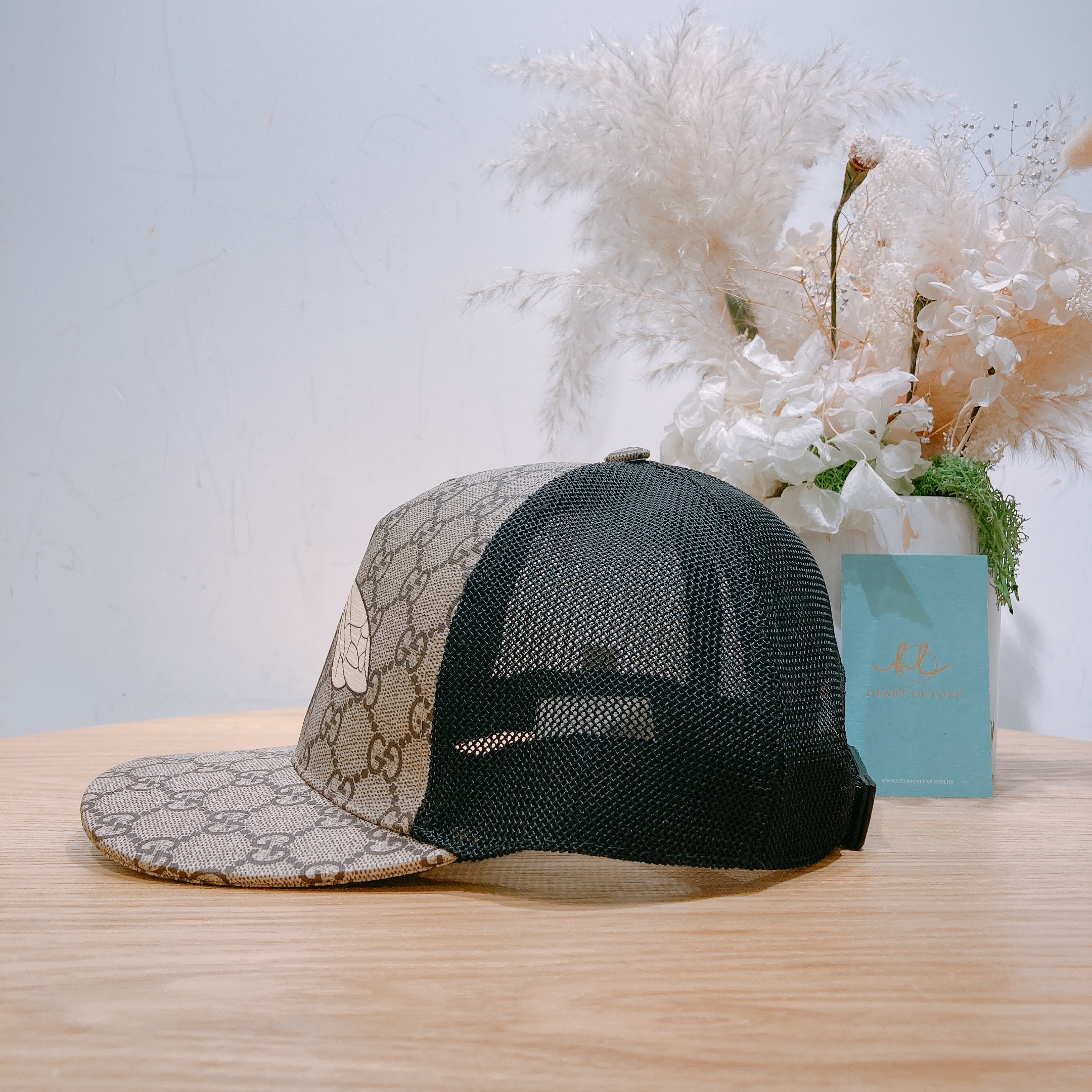Bee print gg supreme baseball hat hotsell