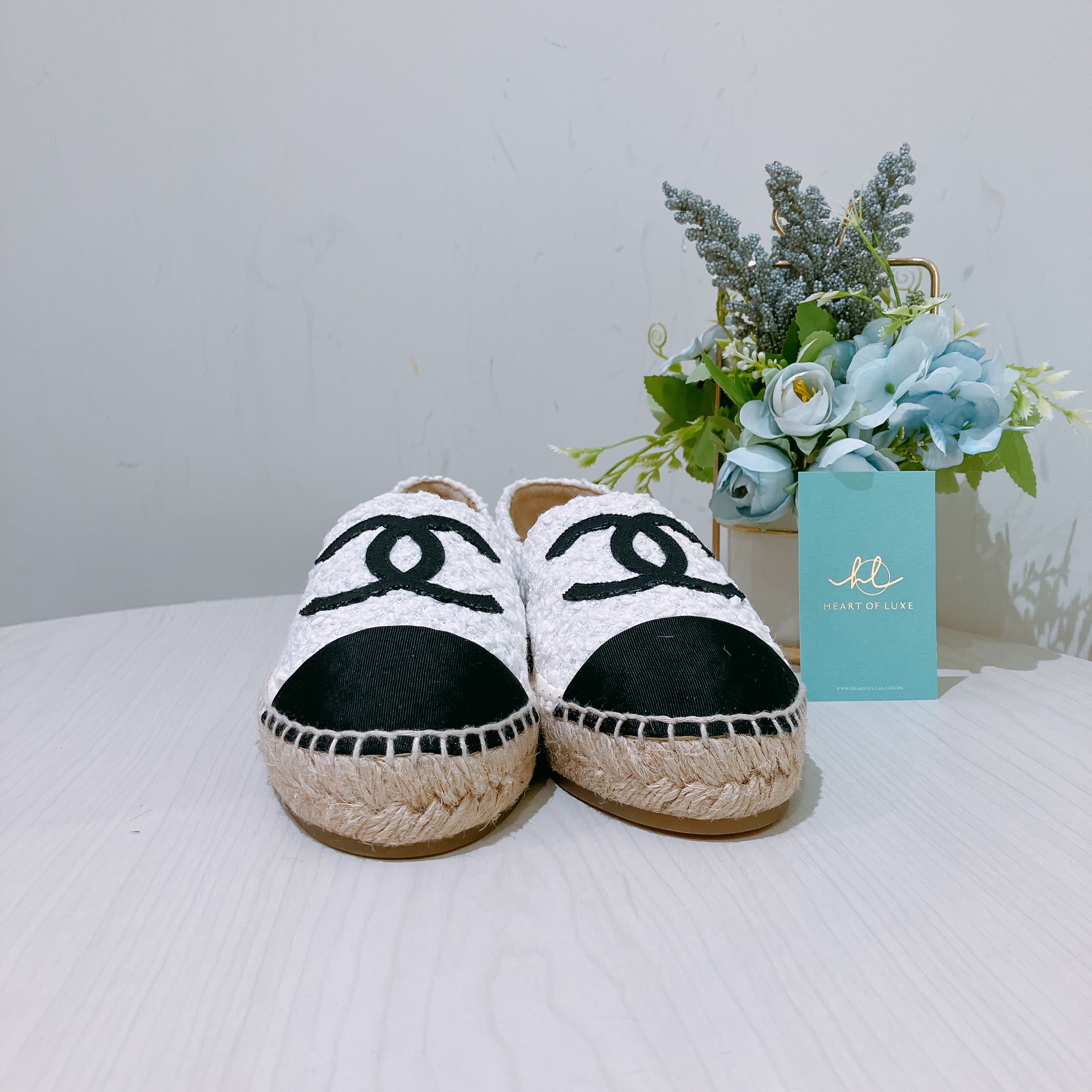 Chanel Classic CC Logo Espadrilles Shoes White x Black 37