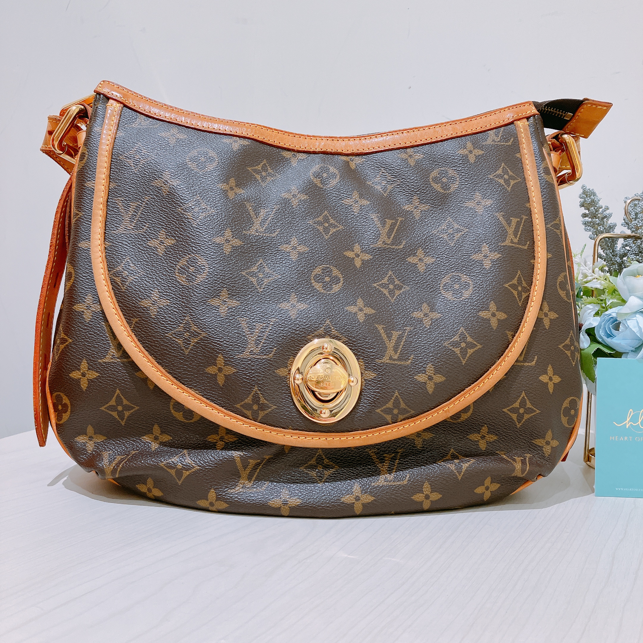 海外限定品【LOUIS VUITTON】Minimalle シュシュ 2set pure silk 楽天市場】ルイ ヴィトン LOUIS VUITTON シュシュ ヘア